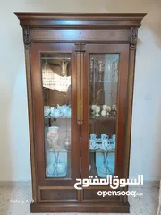  30 طقم سفرة / طقم كنب ضيوف/ كيزر ماء( سخان ) / مكيف 2 طن/ مفرش تخت وبرداية طقم/ قلاية كهربائية / طاولات