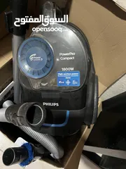  2 Used Phillips vacuum cleaner