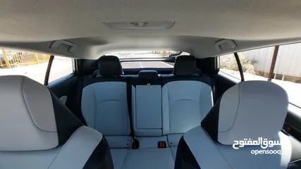  18 تويوتا بريوس 2022 ليمتد أعلى صنف فحص كامل TOYOTA PRIUS LIMITED FULLY LOODED