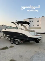  2 chaparral ssi 215  mini yacht