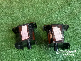  2 طبشات جسر امامي واجهة امامية تويوتا بريوس 2023-2025  Toyota Prius  2025 اصلي جديد شركة ياباني