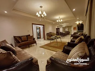  3 شقة فاخرة مفروشة للإيجار في ام اذينة
