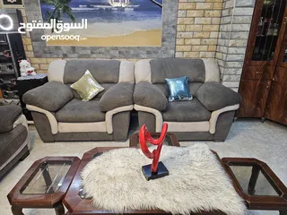  7 طقم كنبايات 8 مقاعد وطاولة و4طرابيزات