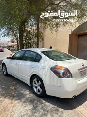  3 urgent sale Nissan Altima 2008