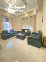  1 طقم كنب بحالة ممتازة