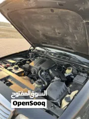  8 فورد فكتوريا