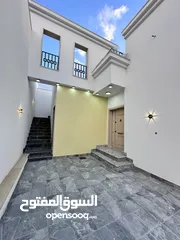  5 منازل للبيع تشطيب تام حديث لا يفوتك اقل من 3 كيلو عن مسجد خله