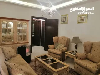  18 شقة مميزة للبيع طابق اول في اجمل مناطق  ضاحية الأمير علي