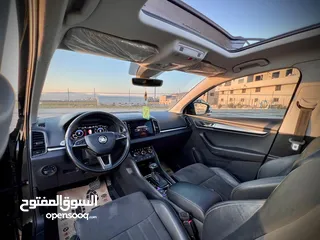  13 سكودا كاروك 2019/اتوماتيك ماتور 1500 بنزين فل الفل  فتحة سقف بانوراما