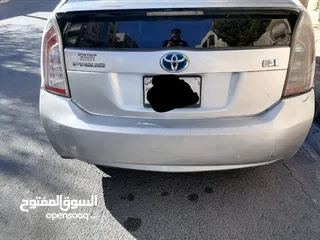  4 تويوتا بريوس 2012 للايجار الشهري فقط