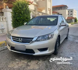  2 هوندا اكورد 2014 لون شمباني مميزة واقتصادية  للبيع او البدل