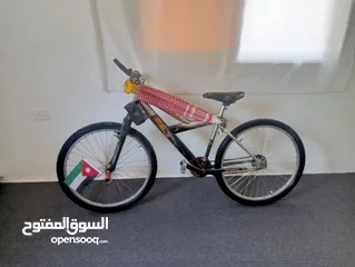  2 بسكليت جنط 26  لون سلفر للبيع بسعر حرق