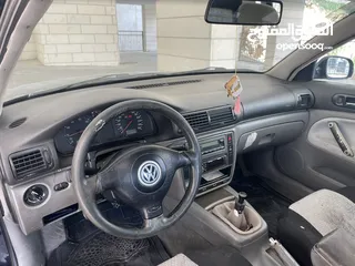  7 باسات 98 لون كحلي 1800 بنزين جير عادي