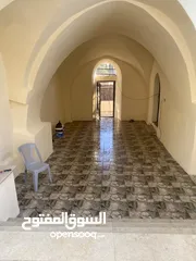  6 بيت تراثي للبيع او البدل في منطقة الرميمين / السلط