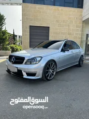  2 مرسيدس w204