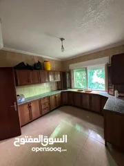  15 شقة للبيع في صويلح  طلوع سامح مول 150 متر طابق ارضي  3 غرف نوم، صالة وصالون و كراج و مخزن و حمايات