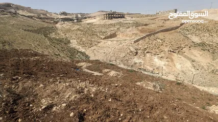  1 ارض مميزة محفورة بسعر مناسب