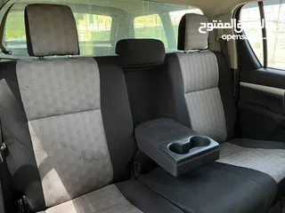  10 تويوتا هايلوكس 2017 محدث بالكامل 2023 فل الفل مميز جدا للبيع بسعر مغري كاش او اقساط