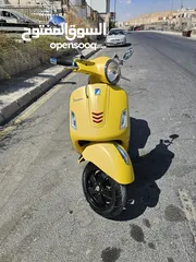  24 فيسبا GTS SUPER 2018 300cc  كفاله سنه بسعر مغري