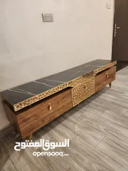  1 للبيع طاولة تلفزيون