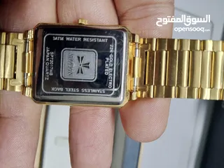  2 ساعة نادرة تحمل شعار القوات المسلحة الاردنية