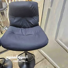  5 كرسي بار عصري للمطبخ هو الخيار الأول مصمم بمعدن قوي قواعد ناعمه و مريحه تعزز من الراحة و الأناقة