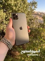 6 ايفون 11 برو ماكس 256 جيجا بطارية 100٪؜ نموذج M مغير بطارية فقط مش مغير فيه اي اشي ثاني ومساحة 256