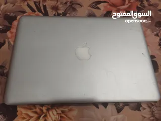  1 لاب توب MacBook pro
