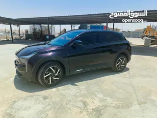  4 نيتا يو برو 2022 لون باذنجاني حره