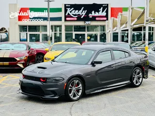  1 DODGE CHARGER RT 2021