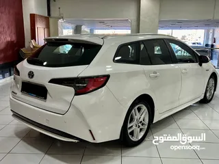  10 Toyota Corolla Station 2022 Hybrid  بطارية ليثيوم
