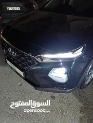  4 هونداي سانتفي
