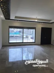  11 شقة ارضية مع ترس امامي ومدخل خاص جديدة لم تسكن في عبدون الشمالي
