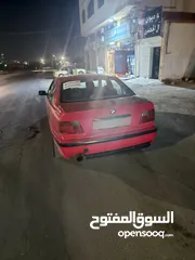  10 بي ام دبليو 318 وطواط