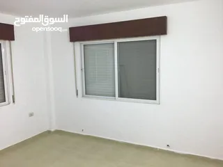  10 المكان بلحصن