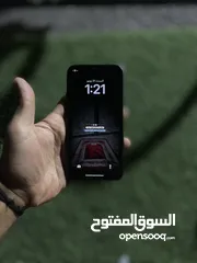  3 ايفون 11 للبيع بدو شاشة لانو تتش ضعيف