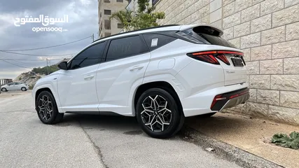  2 Hyundai Tucson Hybrid N Line  2024