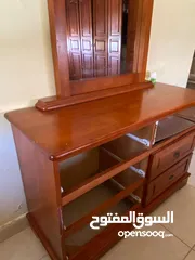  2 اثاث مستعمل قطع متفرقة للبيع مرة واحدة