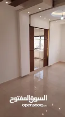  12 شقة للإبجار