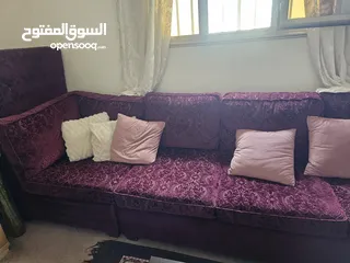  2 مجلس صالة بحالة جيدة