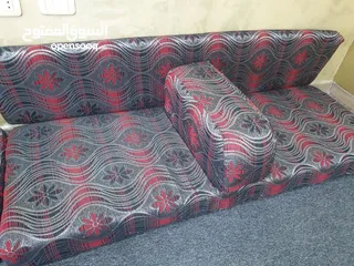  2 فرشه عدد2 مساند عدد2 ظهريات عدد 2