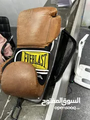  2 Original Everlast Boxing gloves 1910