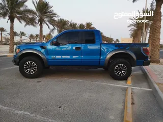  1 Ford pickup raptor