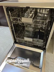  2 Samsung dishwasher DW60M6040FS