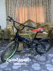  8 بسكليت مقاس 20 للبيع 25 نظيف مغير جنزير مغير يود في حي شرقي