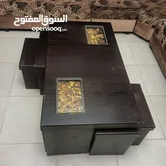  1 طاولة خشب للبيع