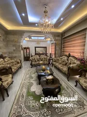  10 فرصة استثمارية وسكنية مميزة في ماركا الجنوبية – عمّان ( بيت مع ثلاث محلات للبيع )