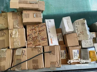  4 اضوية سيارات جديدة بالكرتونة