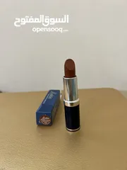  10 Medora Lipsticks