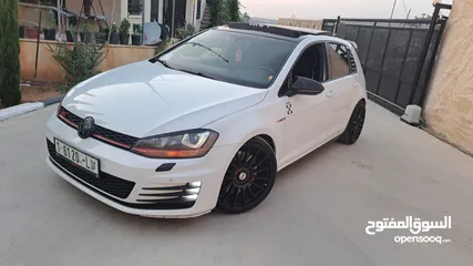  12 بسبب السفر المستعجل جولف 2015 جي تي اي  جدددديده بمعنى الكلمه فل فل اضافات بسعر ممتاز وتنازل مباشر